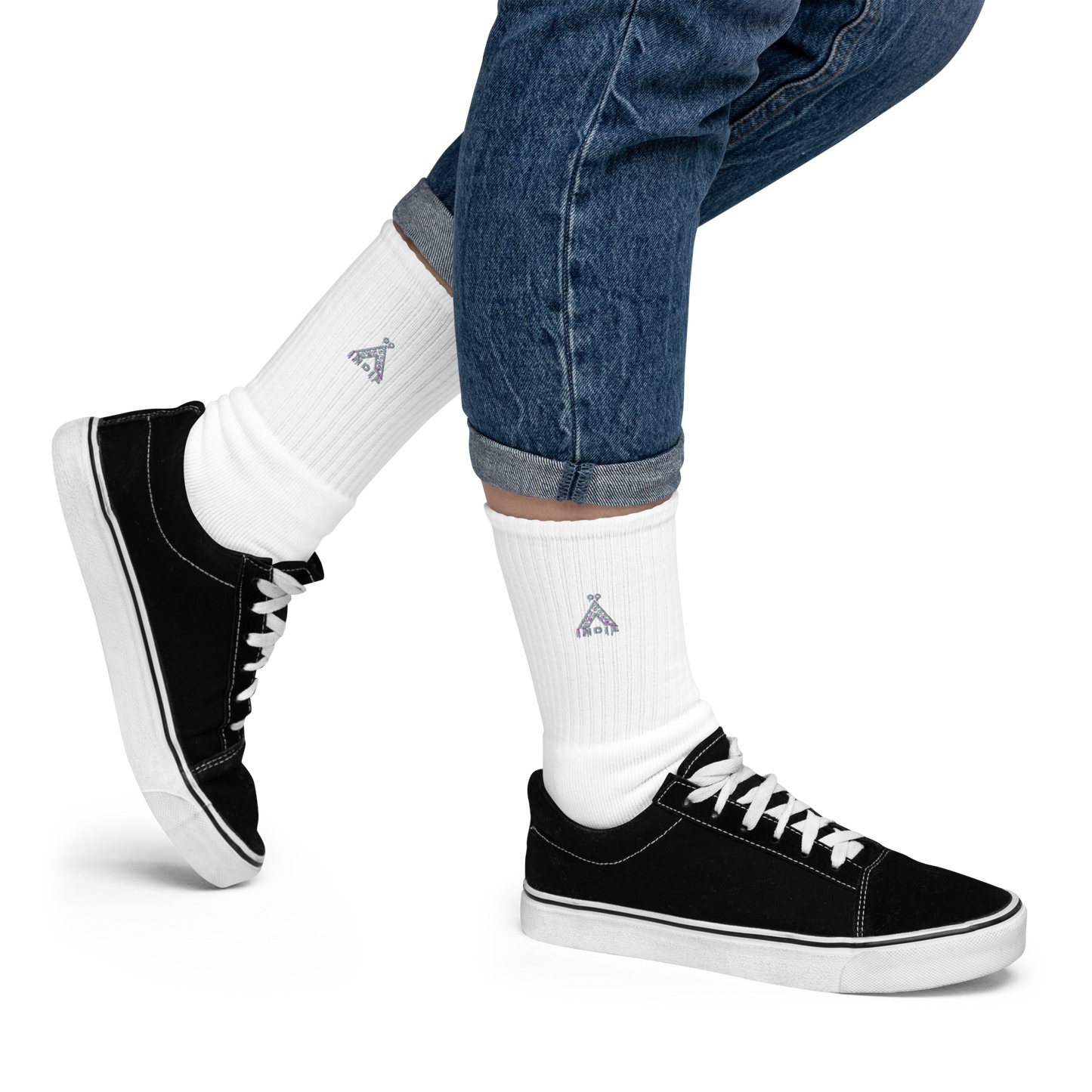 IndieGoActiv Embroidered socks